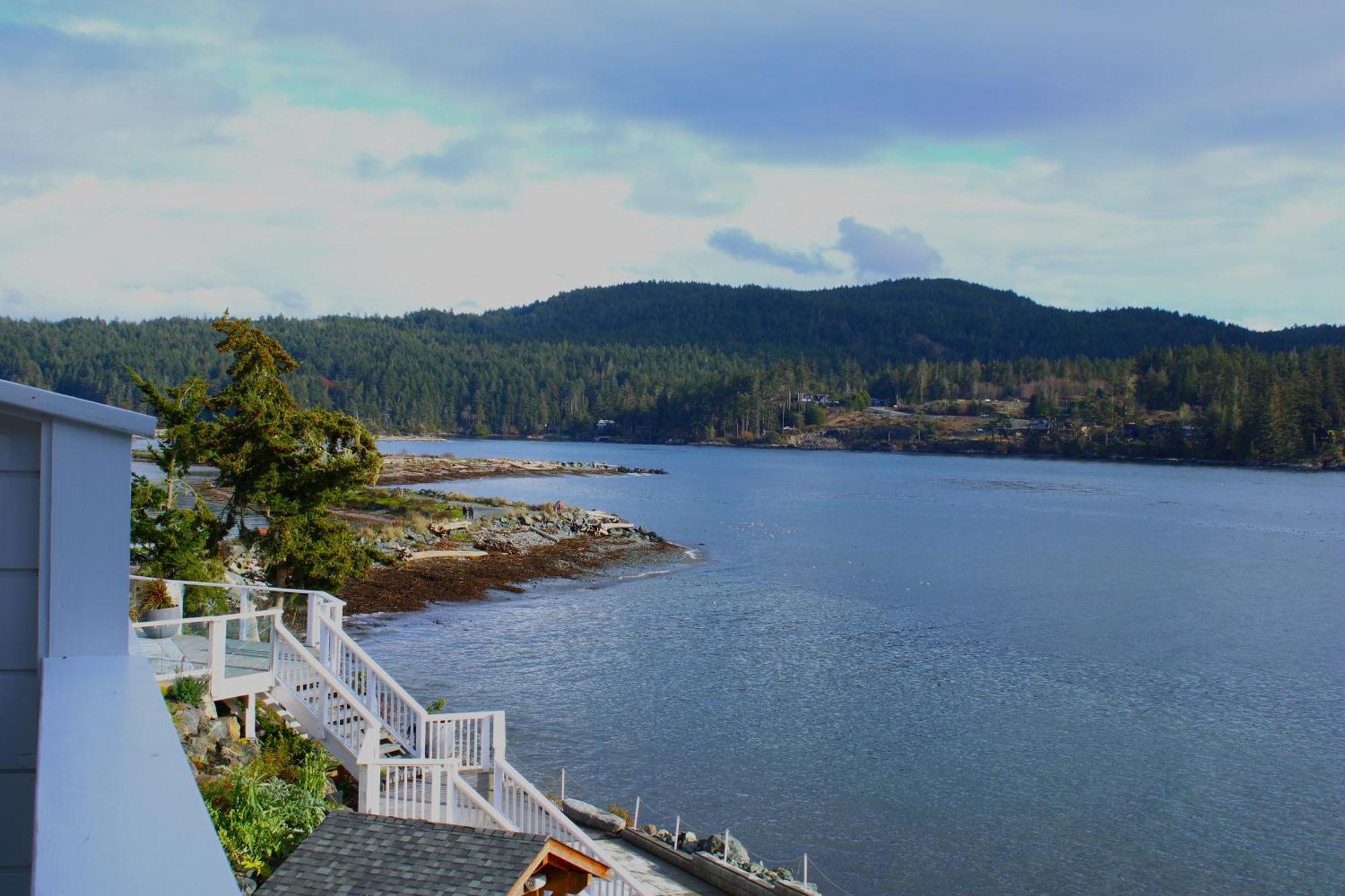Готель Sooke Harbour House Екстер'єр фото