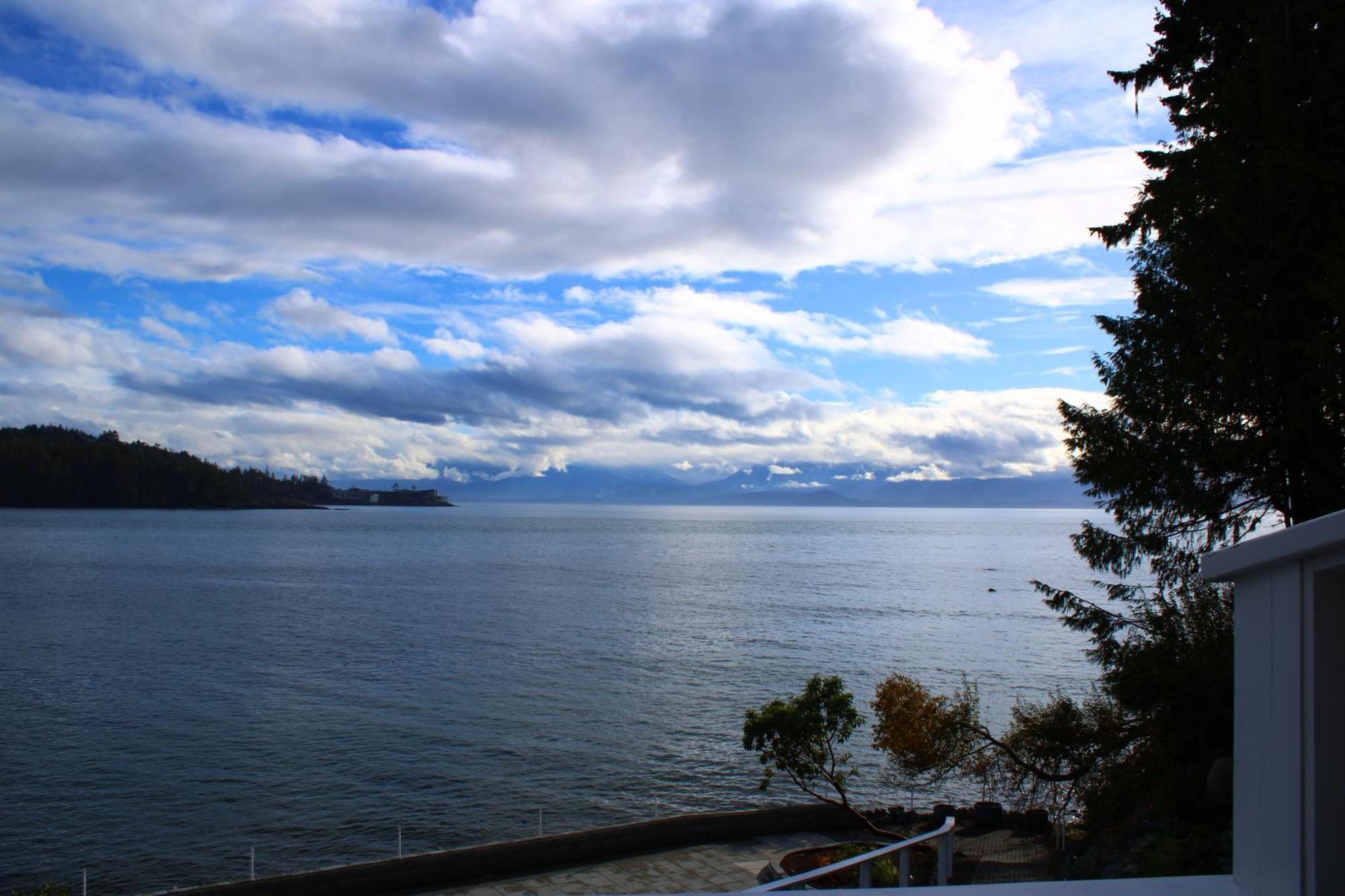 Готель Sooke Harbour House Екстер'єр фото