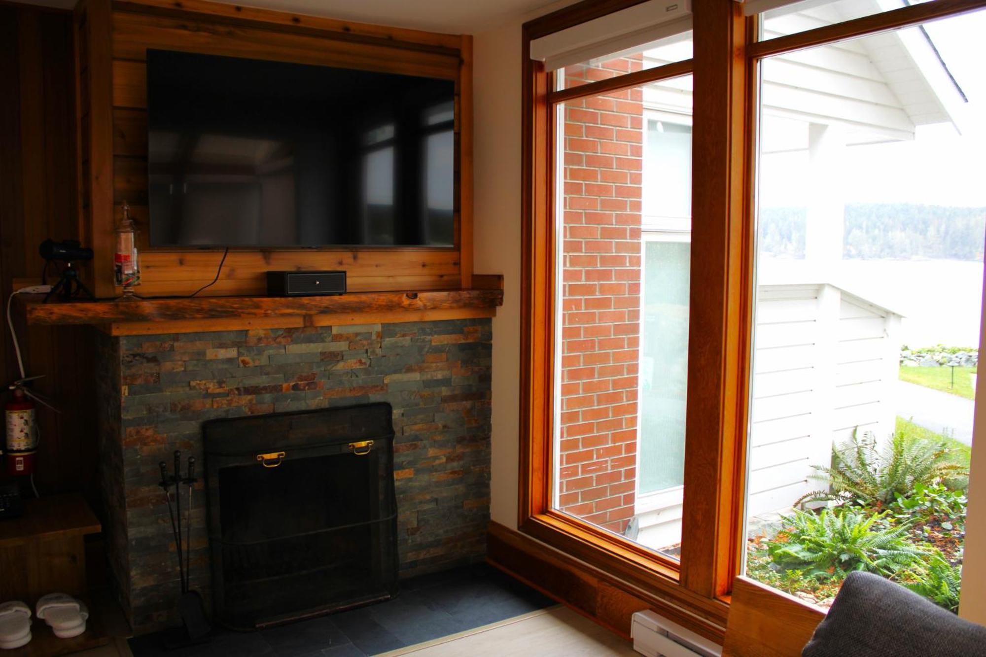 Готель Sooke Harbour House Екстер'єр фото