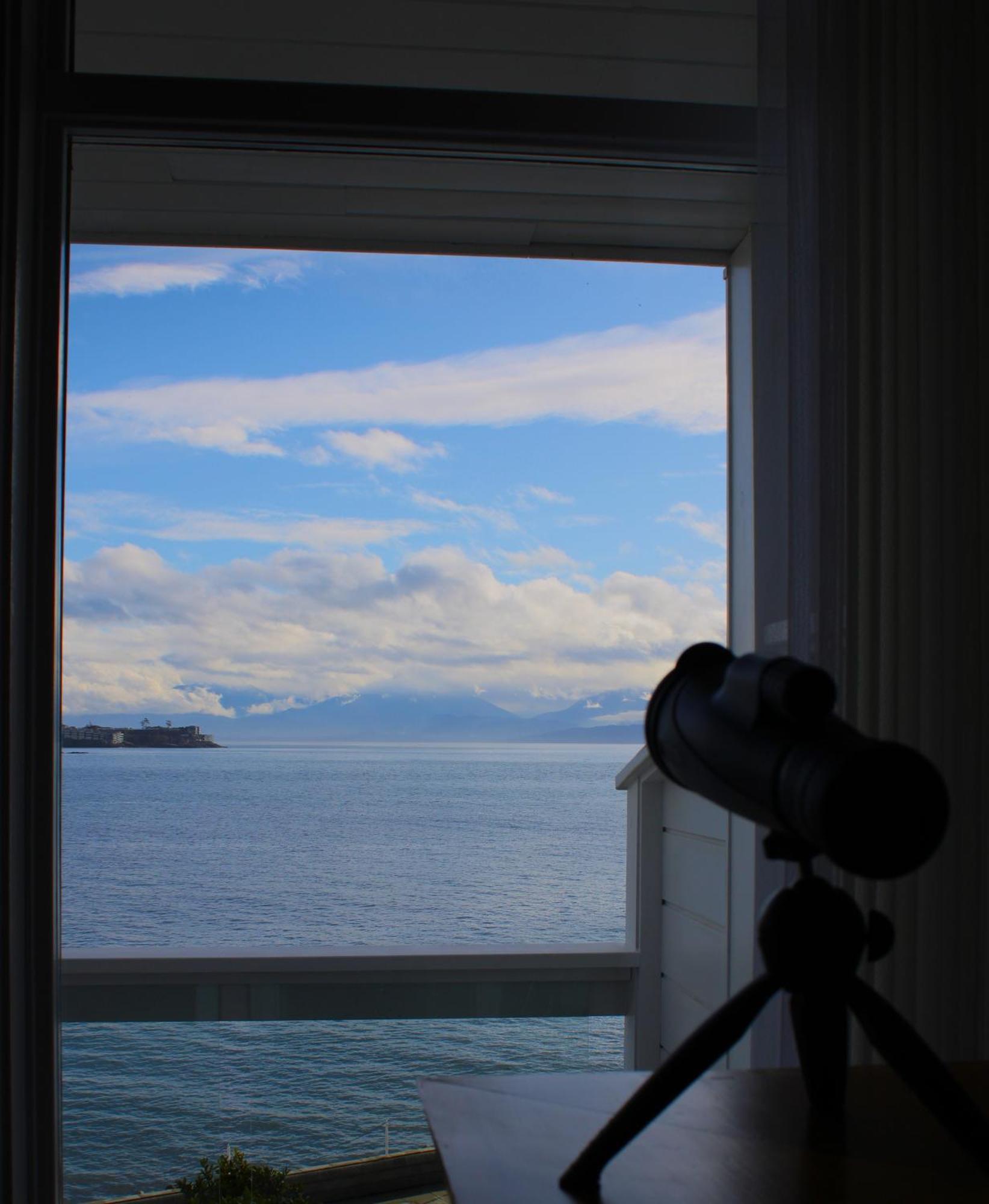 Готель Sooke Harbour House Екстер'єр фото
